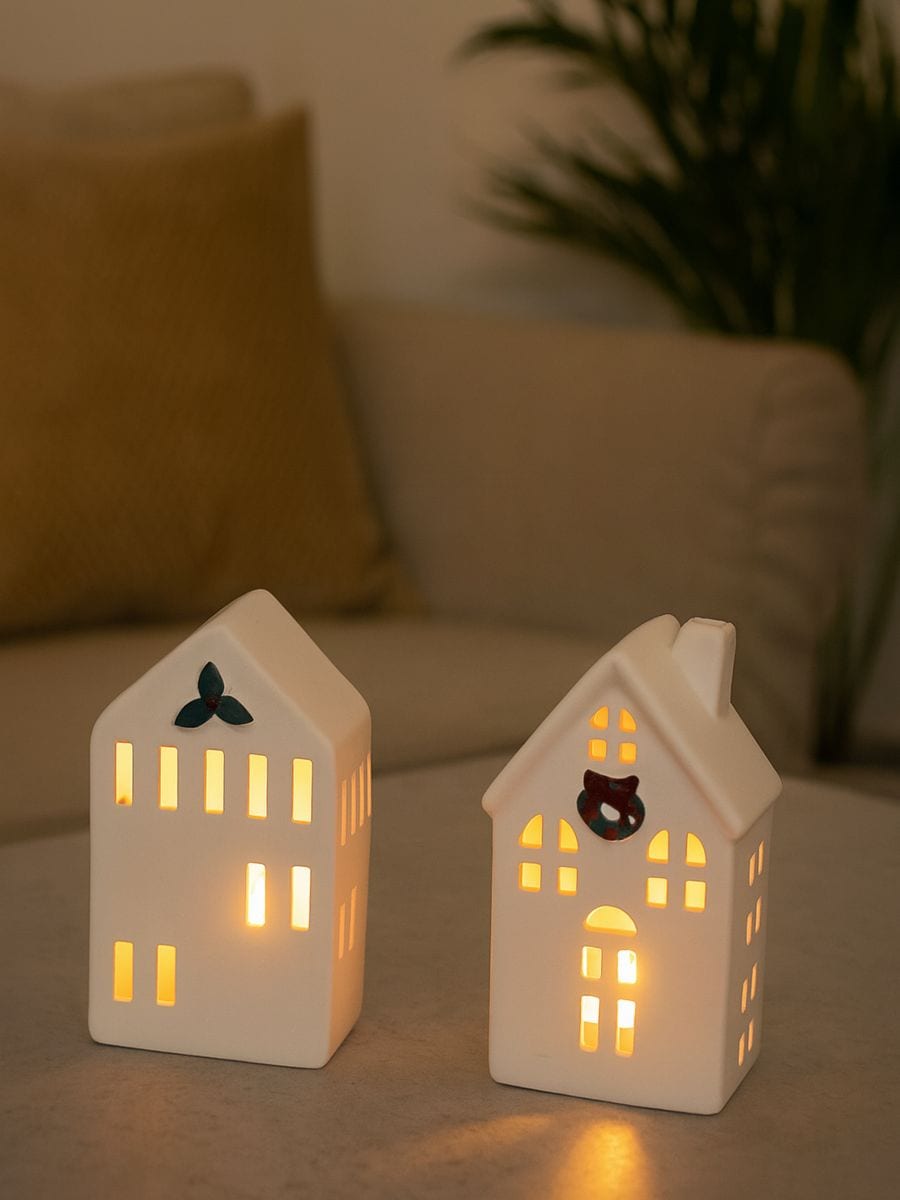 Lampki LED świąteczne w kształcie domków 2 pack - biały - SINSAY