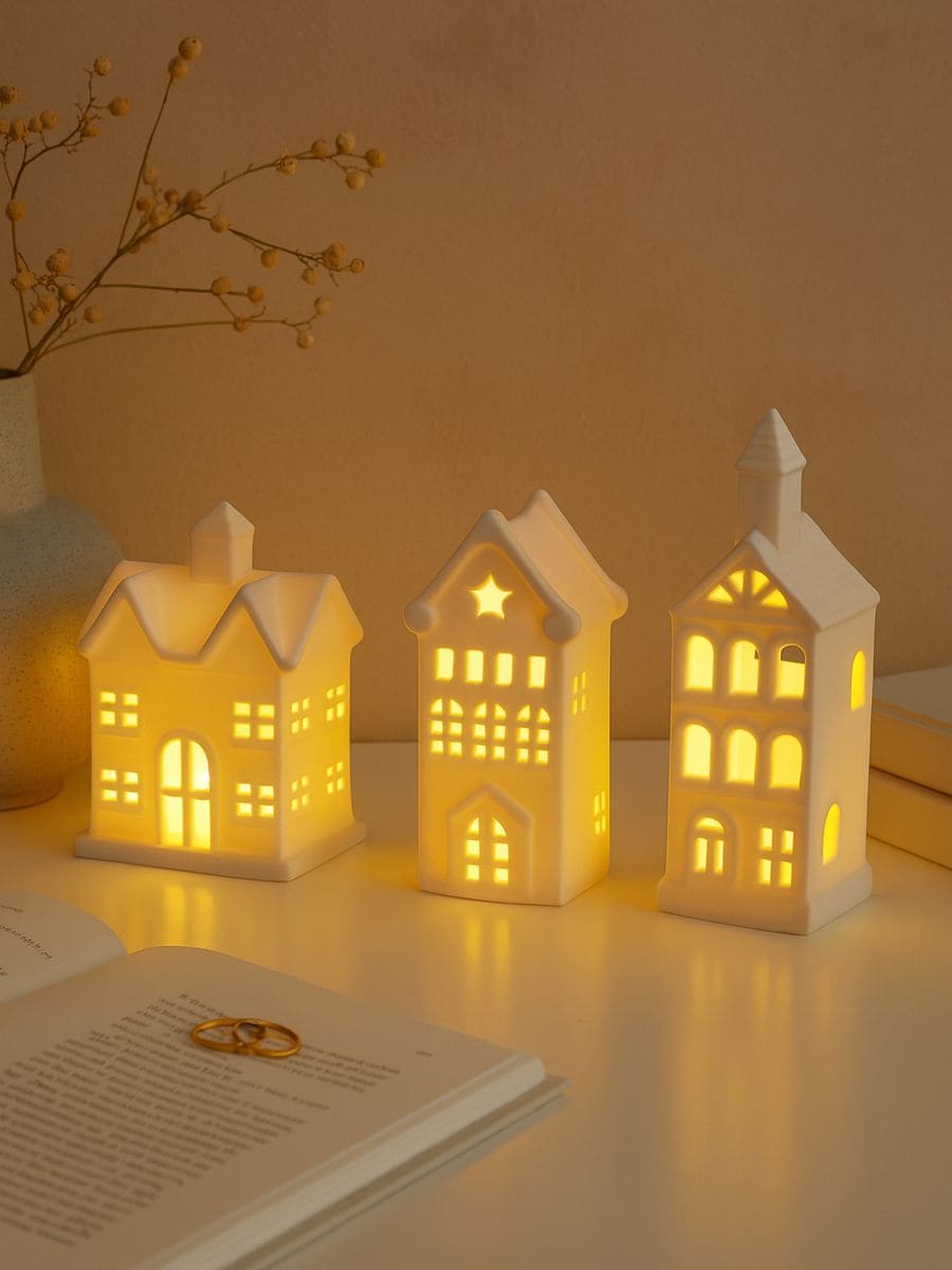 Lampki LED świąteczne w kształcie domków 3 pack - biały - SINSAY