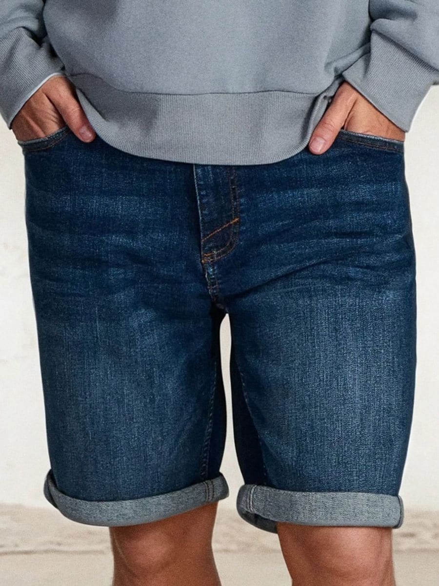 Pantaloni scurți regular din denim - bleumarin - SINSAY