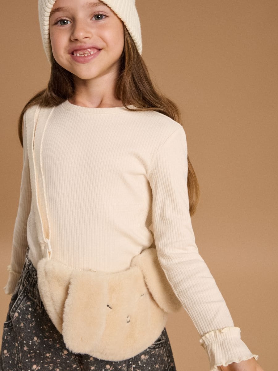 Geantă din blană artificială cu elemente 3D - crem - SINSAY