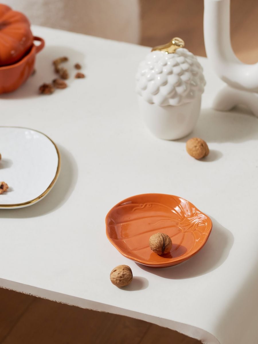 Orange decorative tray deals