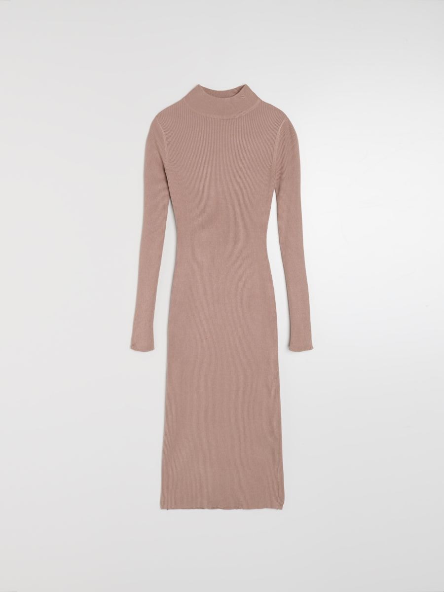 Pletené midi šaty s rolákem - béžová - SINSAY