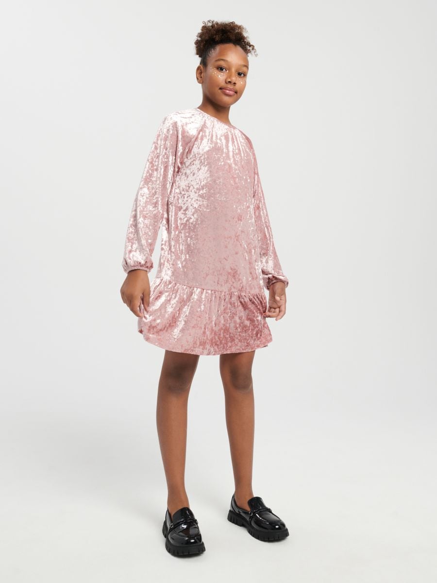 Φόρεμα babydoll - θαμπο ροζ - SINSAY