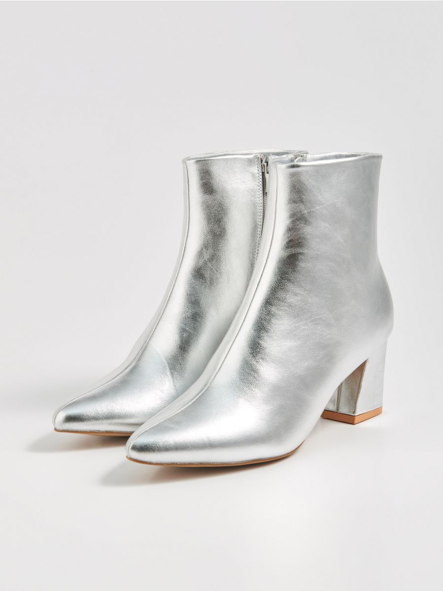 Grey clearance pointed boots