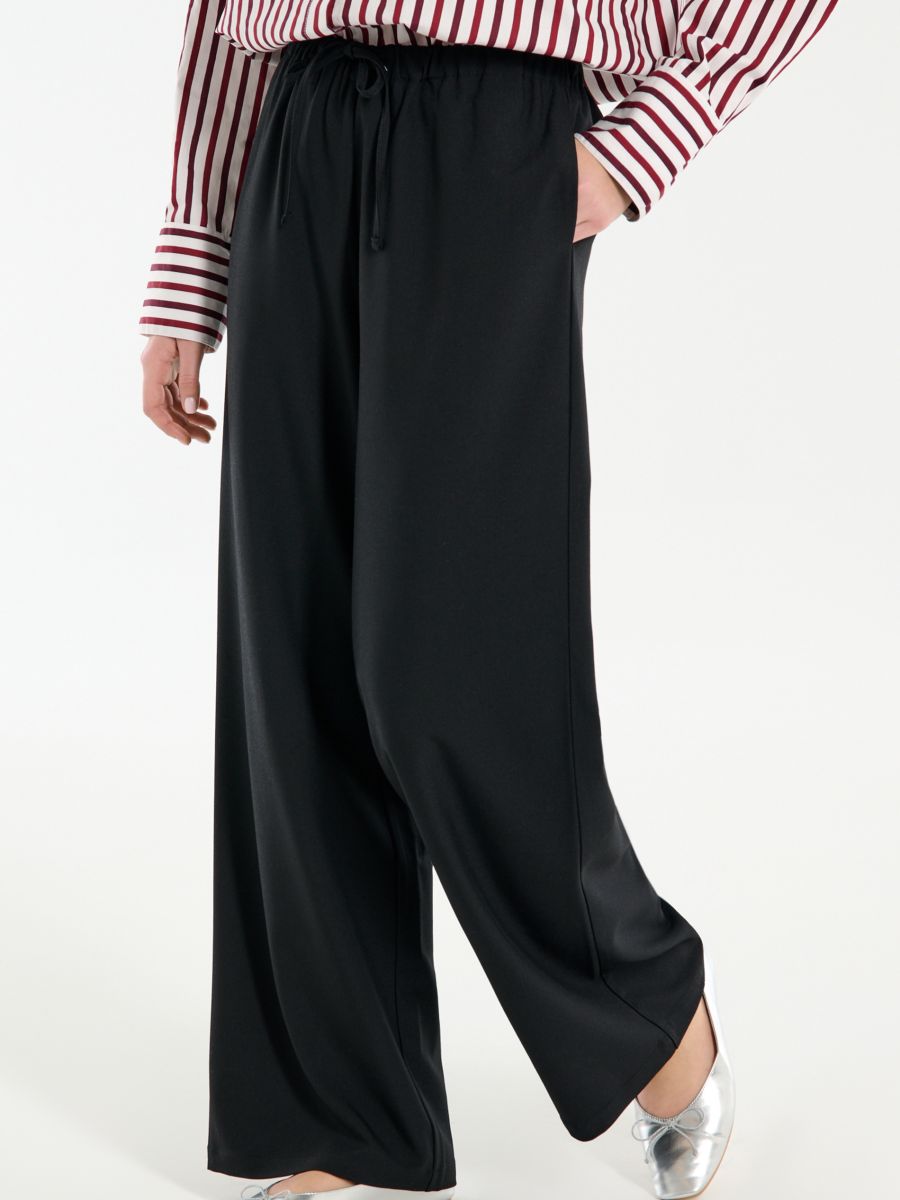 Pantaloni wide leg - negru - SINSAY