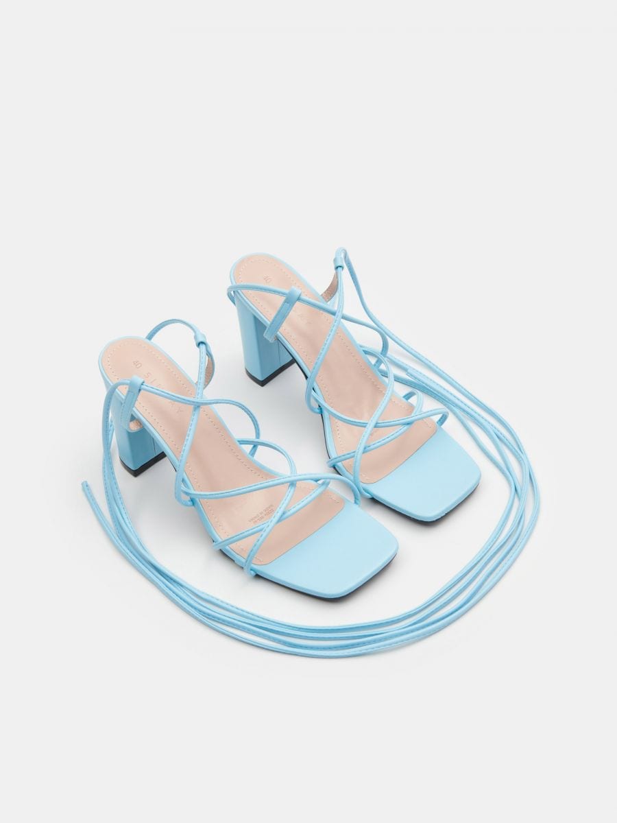 Sandali con tacco largo - azzurro - SINSAY