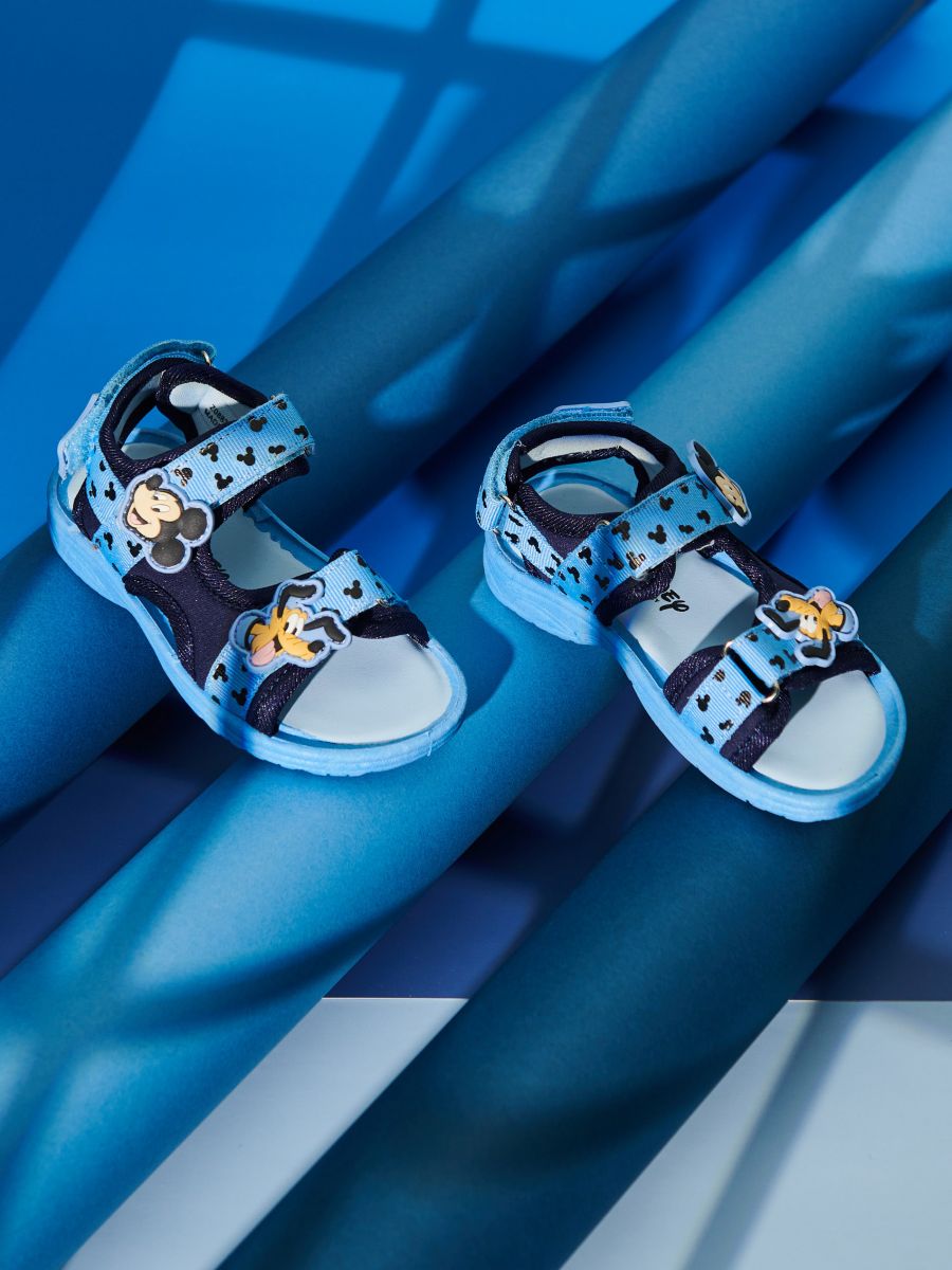 Sandály s potiskem Mickey Mouse - námořnická modrá - SINSAY