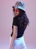 Koszulka z napisem Barbie - czarny - SINSAY - small4