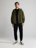 Duks s patentnim zatvaračem comfort - khaki - SINSAY - small3
