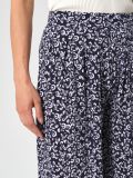 Spodnie w kwiaty - wielobarwny - SINSAY - small9
