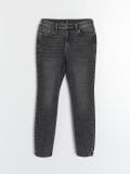 Kavbojke mid rise skinny - siva - SINSAY - small4
