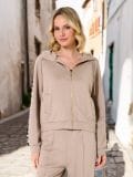 Pulover z zadrgo soft touch - večbarvna - SINSAY - small12