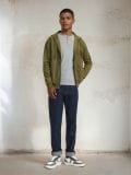 Jopa na zadrgo s kapuco Basic - kaki - SINSAY - small5
