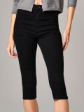 Capri teksad - must - SINSAY - small1