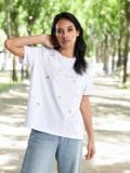 Majica kratkih rukava s vezenim detaljima - belo - SINSAY - small5