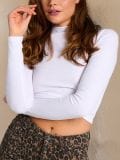 Crop top z dolgimi rokavi - bela - SINSAY - small1
