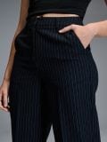 Eleganckie spodnie w paski - granatowy - SINSAY - small3
