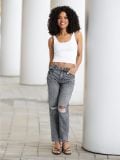 Elastične kavbojke boyfriend slim - siva - SINSAY - small1
