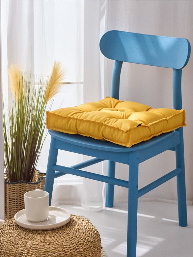 Sinsay - Vankúš na stoličku - jantárová