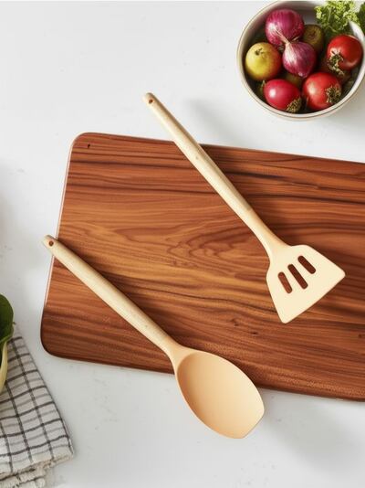 2 darab konyhai eszköz