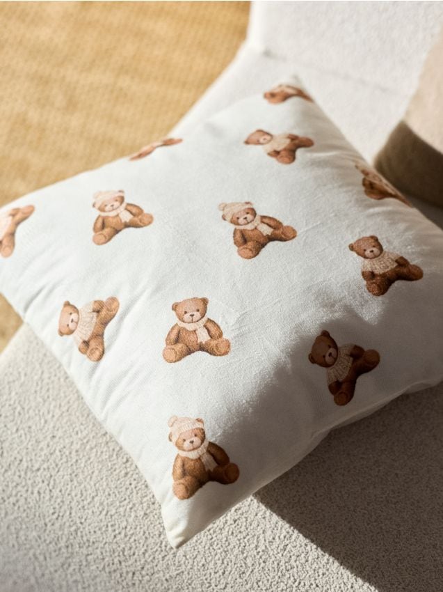 Sinsay - Pernă decorativă cu motiv de ursuleț - nude