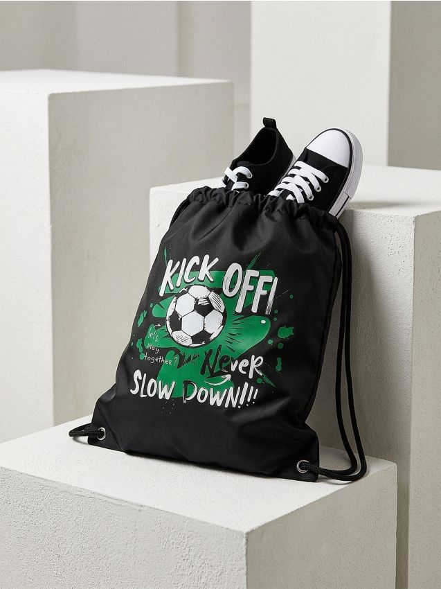 Sinsay - Rucsac tip sac cu motiv de fotbal - negru