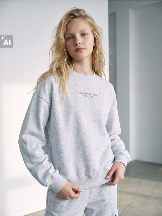 Sinsay - Bluză crewneck cu imprimeu - gri deschis