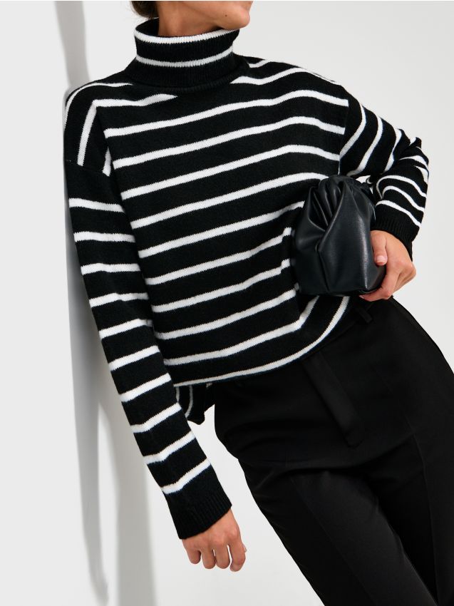 Sinsay - Pásikavý rolák - čierna