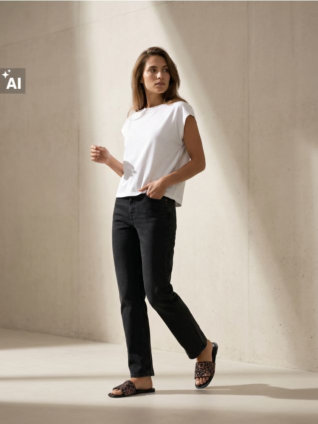 Sinsay - Blugi Comfort Straight Cu Efect Spălare - negru