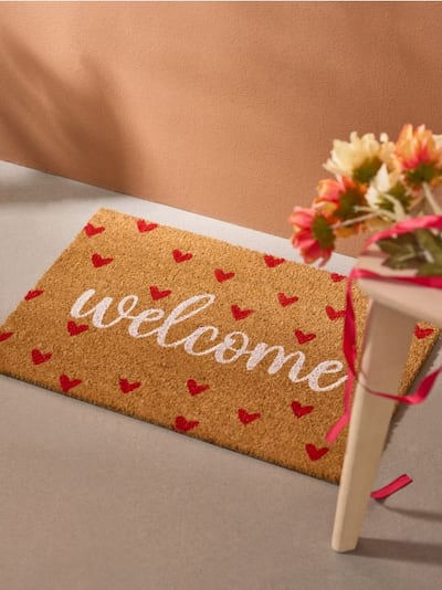 Valentinovski otirač od kokosovih vlakana