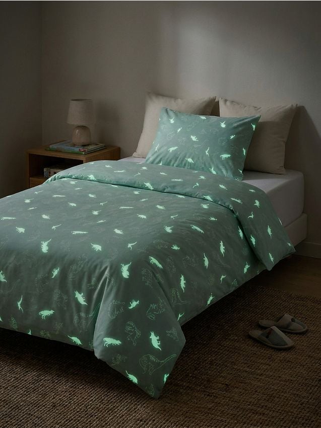 Sinsay - Set de lenjerie de pat care luminează în întuneric, cu motiv dinozauri - verde-pal