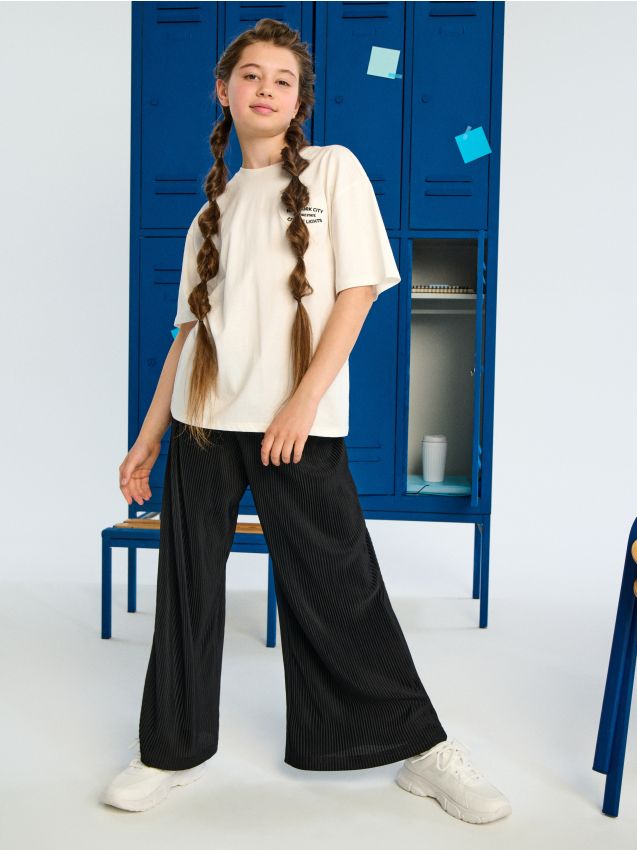Sinsay - Plisowane spodnie wide leg z elastycznym pasem - czarny