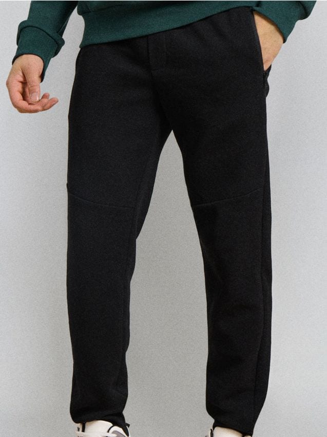 Sinsay - Pantaloni regular fit - negru
