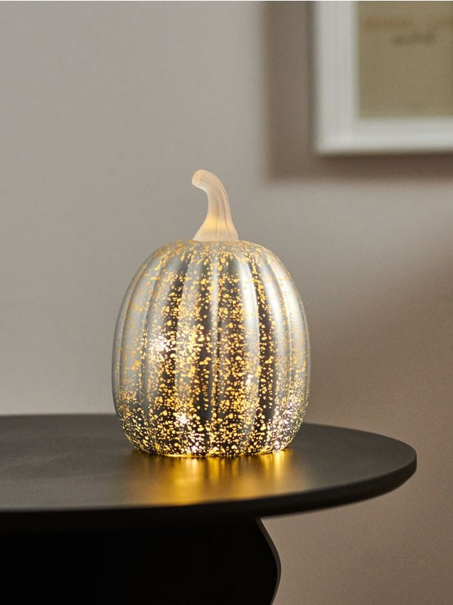 Sinsay - LED lampa ķirbja formā