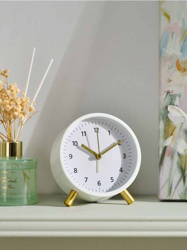 Sinsay - Ceas cu alarmă și elemente aurii - alb