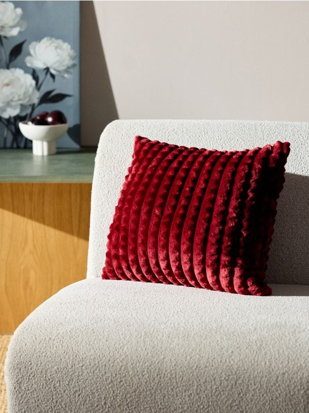 Sinsay - Perna decorativă cu finisaj texturat - bordo