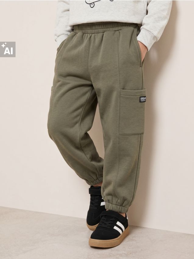 Sinsay - Pantaloni de trening balloon - verde-maroniu