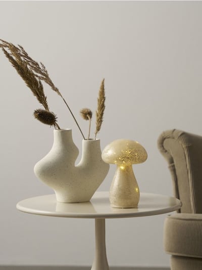 LED-lamp seenekujuline