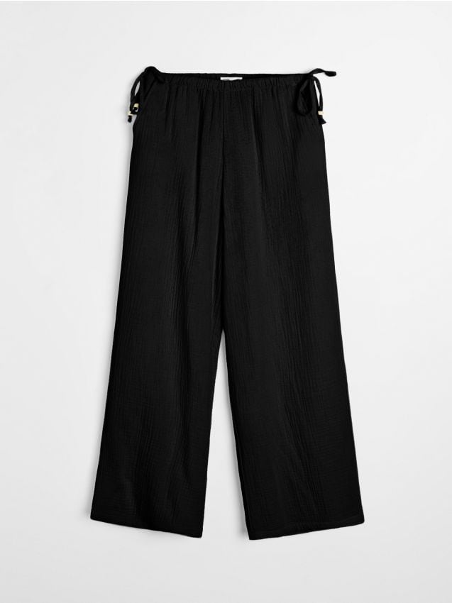 Sinsay - Pantaloni largi din muselină - negru