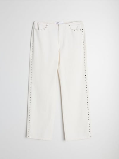 Jeansy wide leg low waist z ozdobnymi ćwiekami