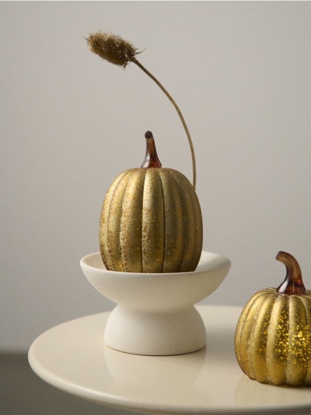 Sinsay - LED lampička v tvare tekvice - zlatohnedá