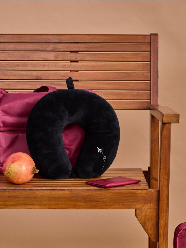 Sinsay - Pernă pentru gât - negru