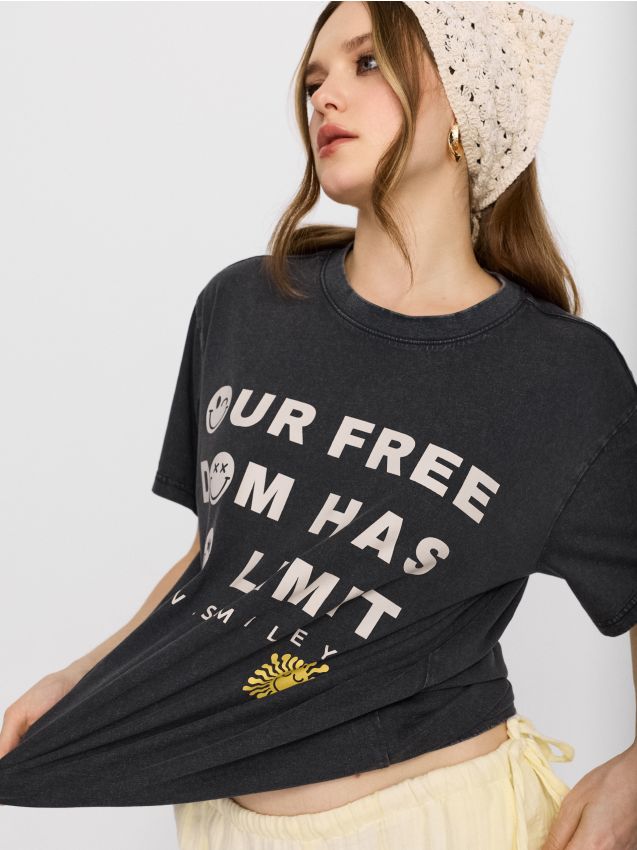 Sinsay - Tricou din bumbac cu imprimeu S.W. Smiley - violet-metalizat