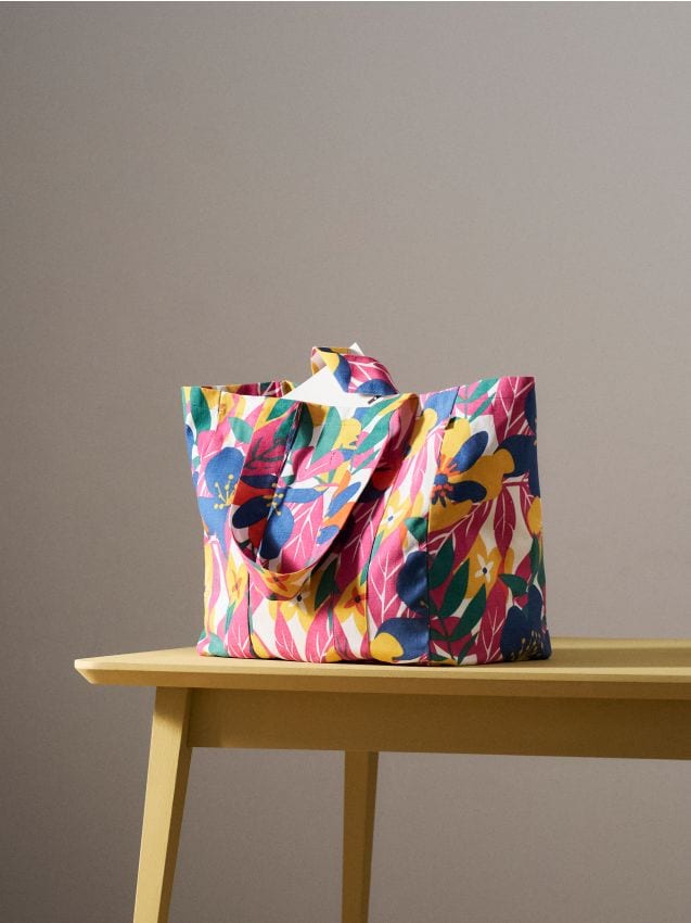 Sinsay - Geantă din material textil cu motiv floral - roz