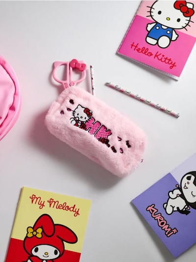 Plišasta peresnica Hello Kitty