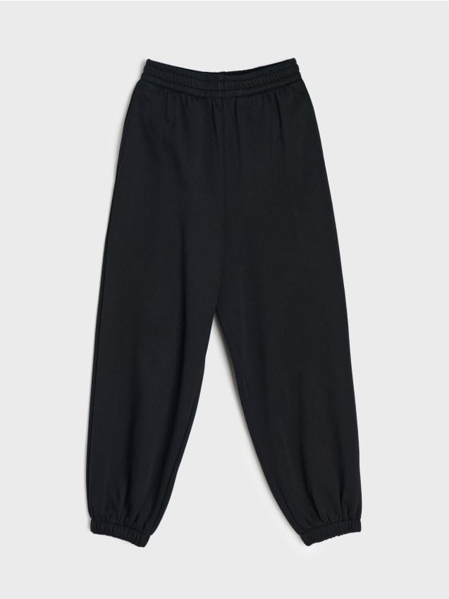 Sinsay - Pantaloni de trening jogger oversize - negru