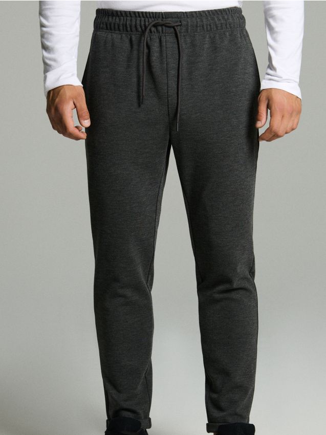 Sinsay - Pantaloni de trening din tricot structurat - negru