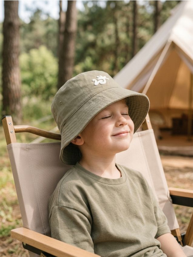 Sinsay - Pălărie bucket din bumbac cu broderie - verde-maroniu