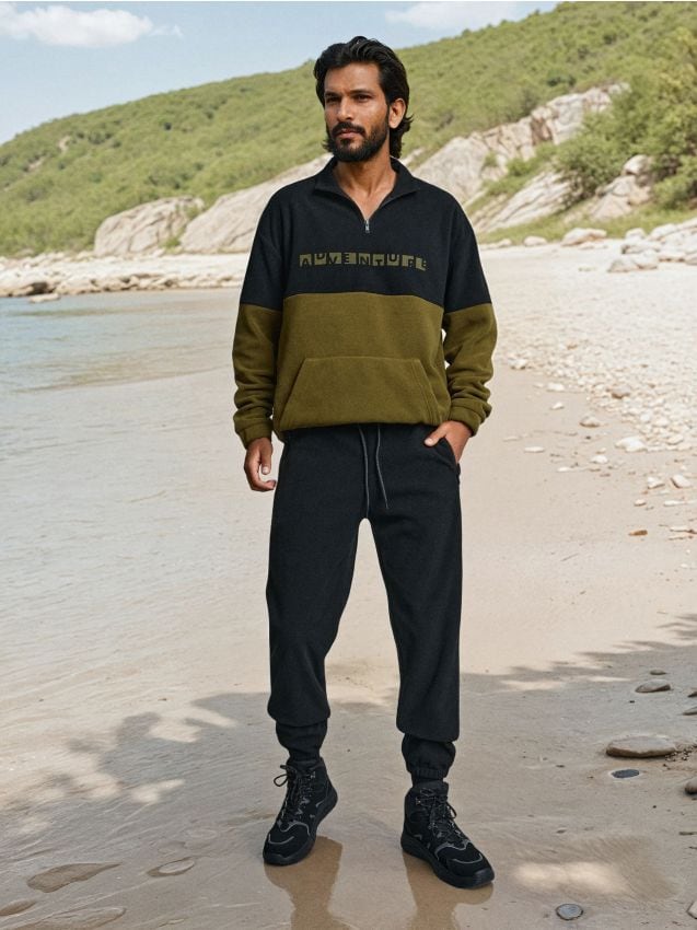Sinsay - Pantaloni jogger - negru