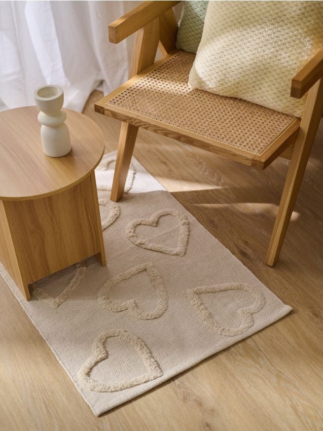 Sinsay - Covor cu inimioare - crem